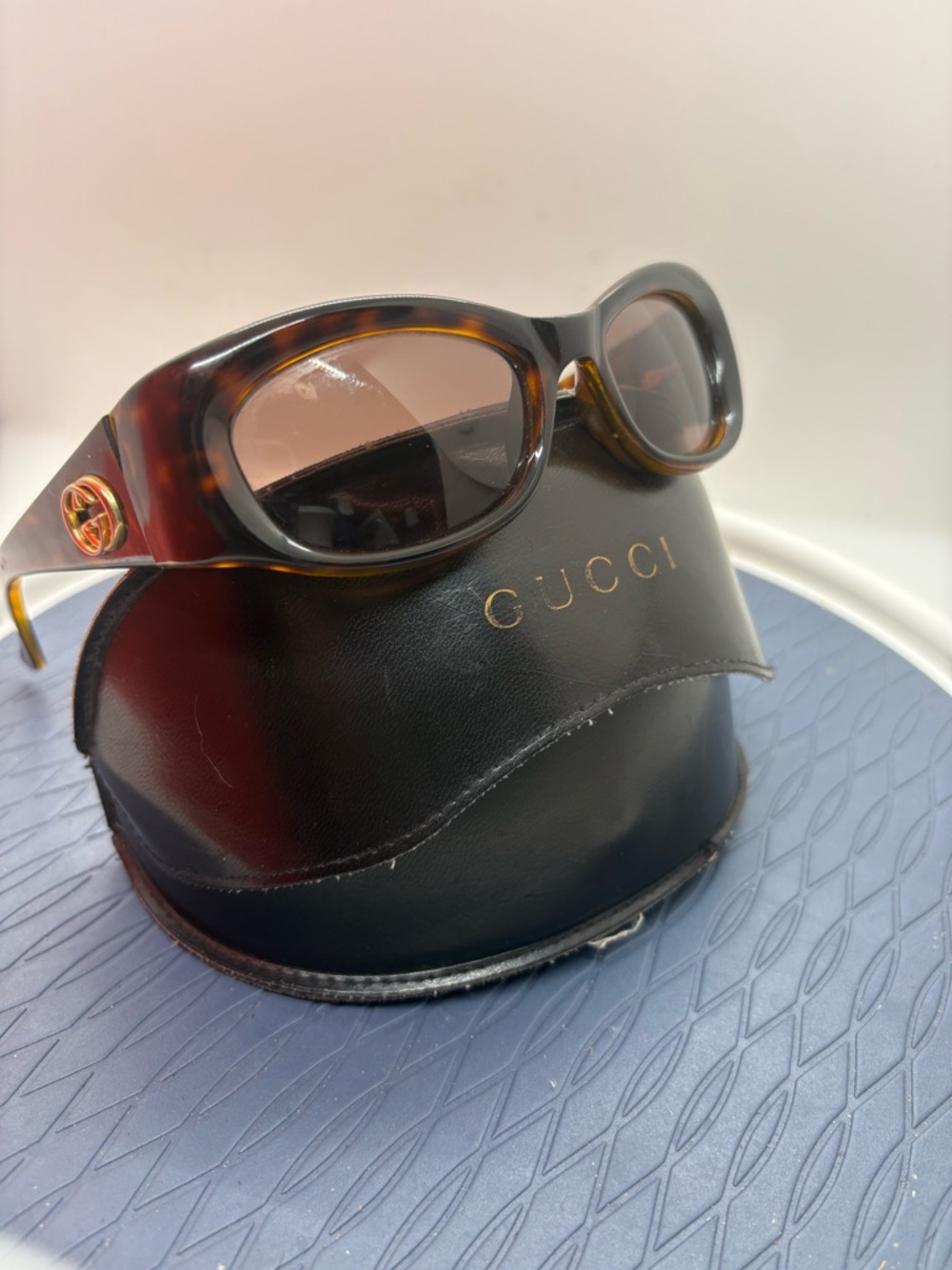 Gucci Tortoiseshell Oval Sunglasses